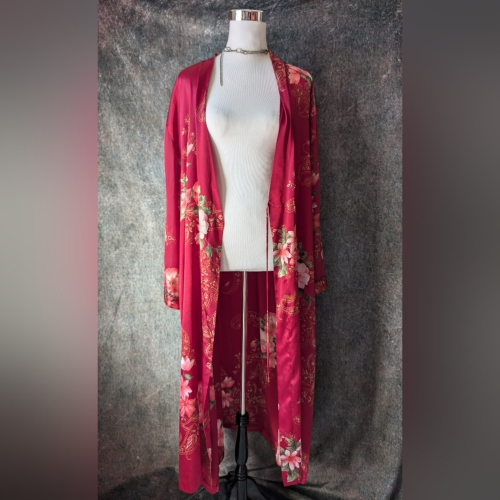 Vintage Satin Floral Fuchsia Robe